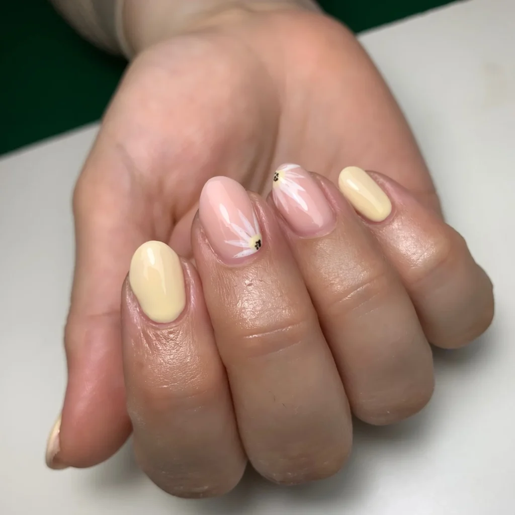 cute yellow nails 16