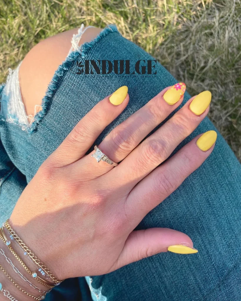 cute yellow nails 7