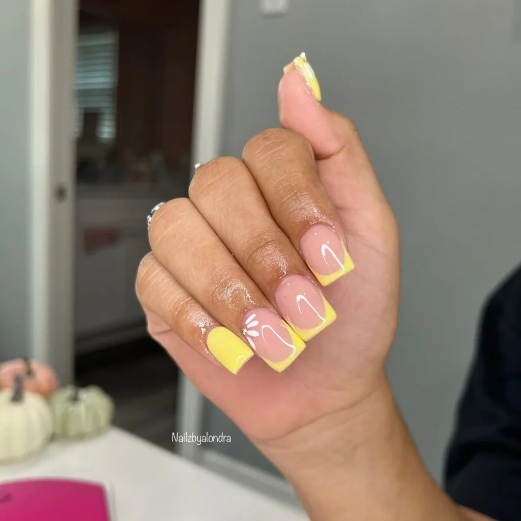 yellow nails art 12