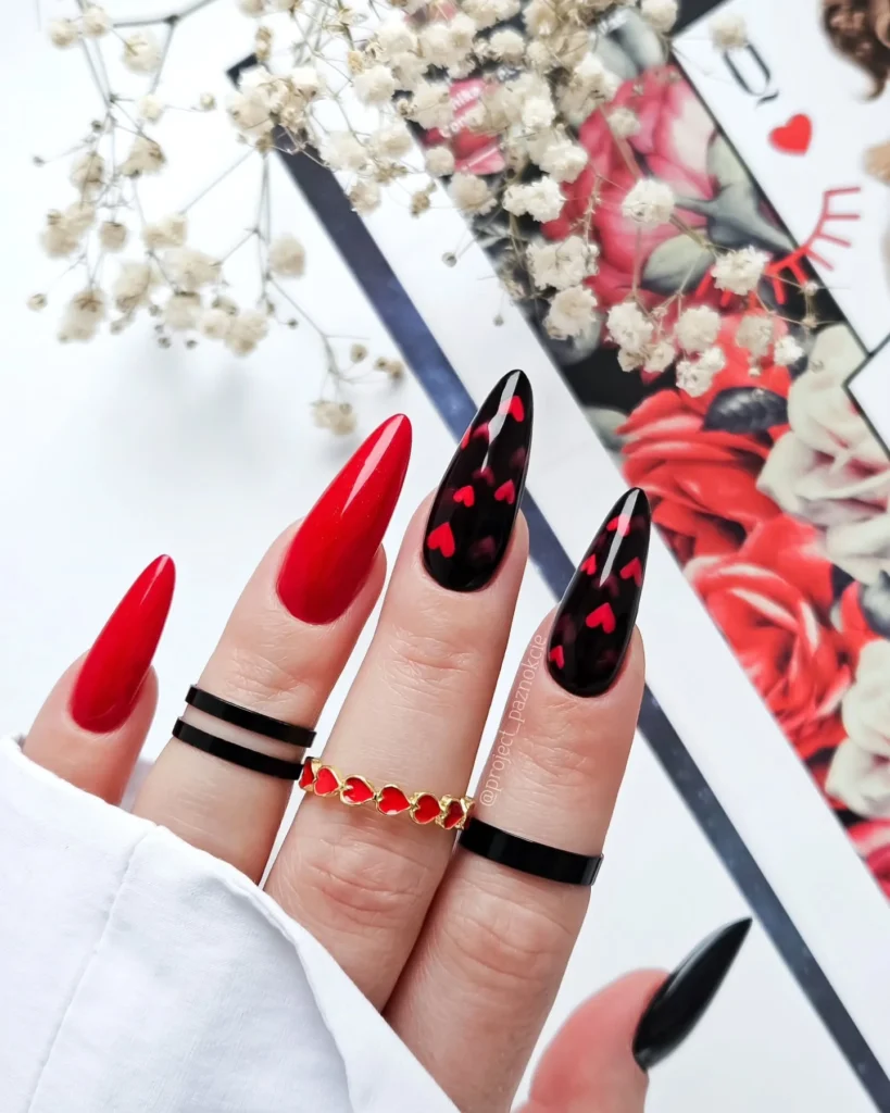 red nails 15