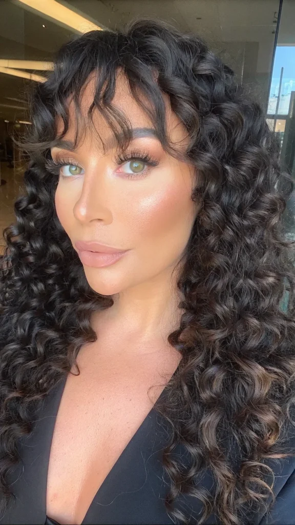 round layers curly hair (3)