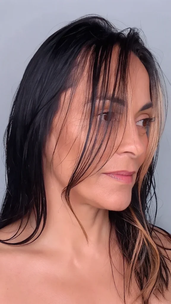 Medium Hairstyles For Women Over 50 (3)