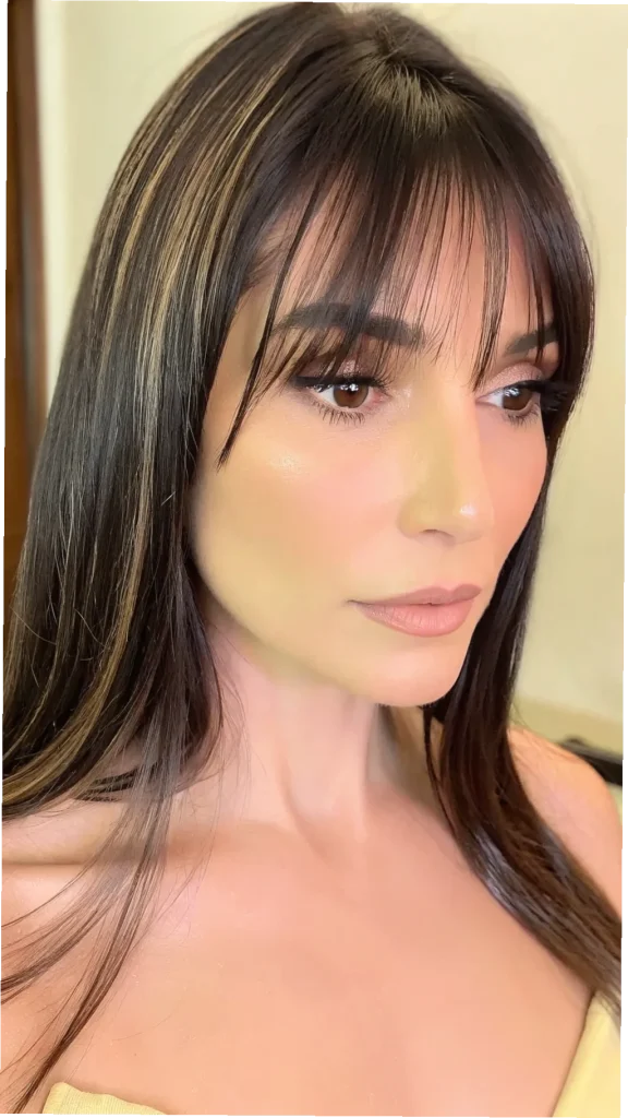 collarbone length hair with curtain bangs (2)