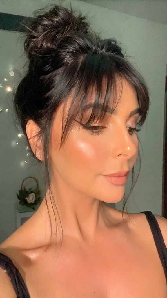 layered pixie cut with bangs (1)