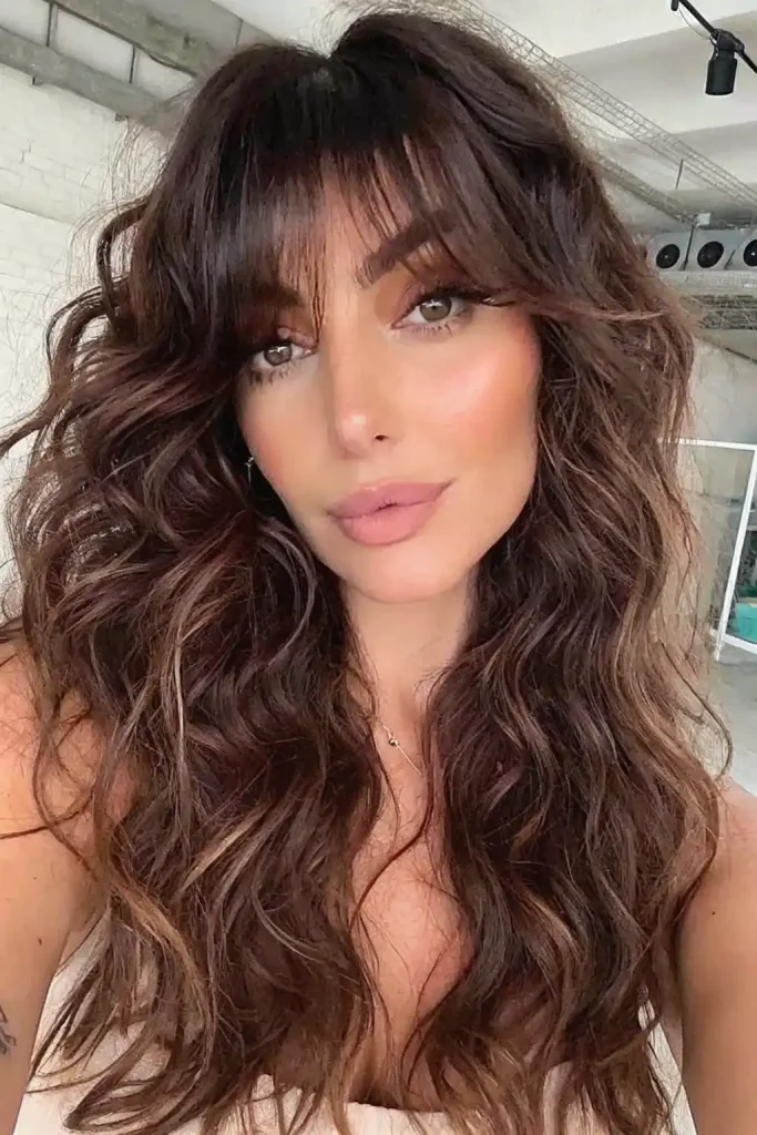 Long Layered Haircuts for Thick Wavy Hair And Round Face