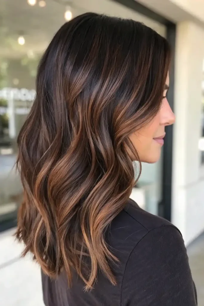 Dark brown hair with darker highlights (4)